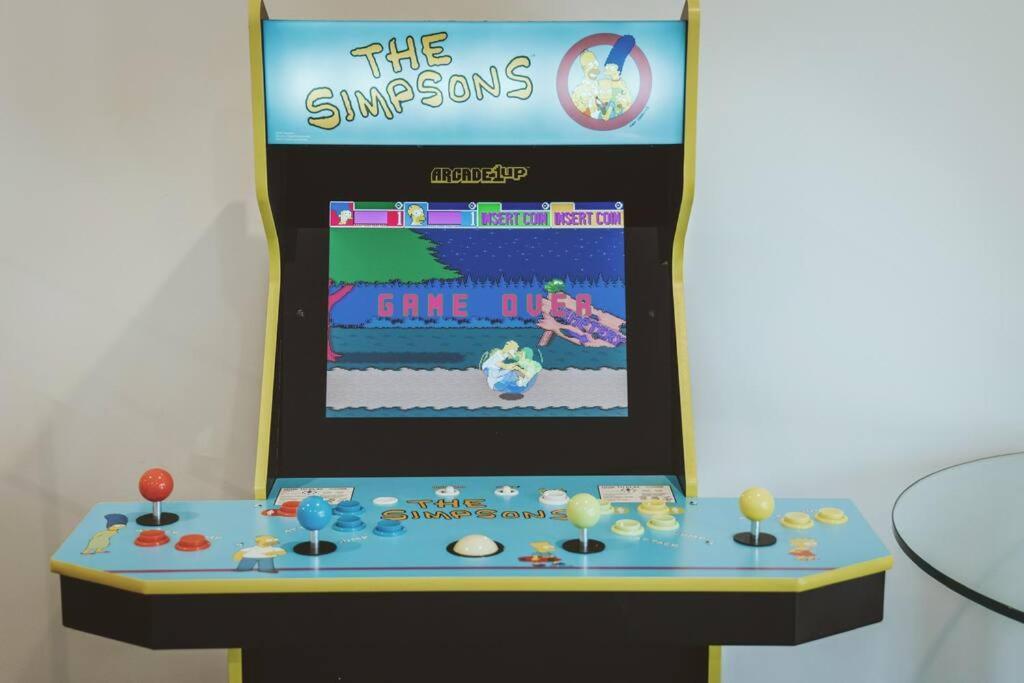 Nyc Loft Inspired •12 Mins To Wem •vintage Arcade Edmonton