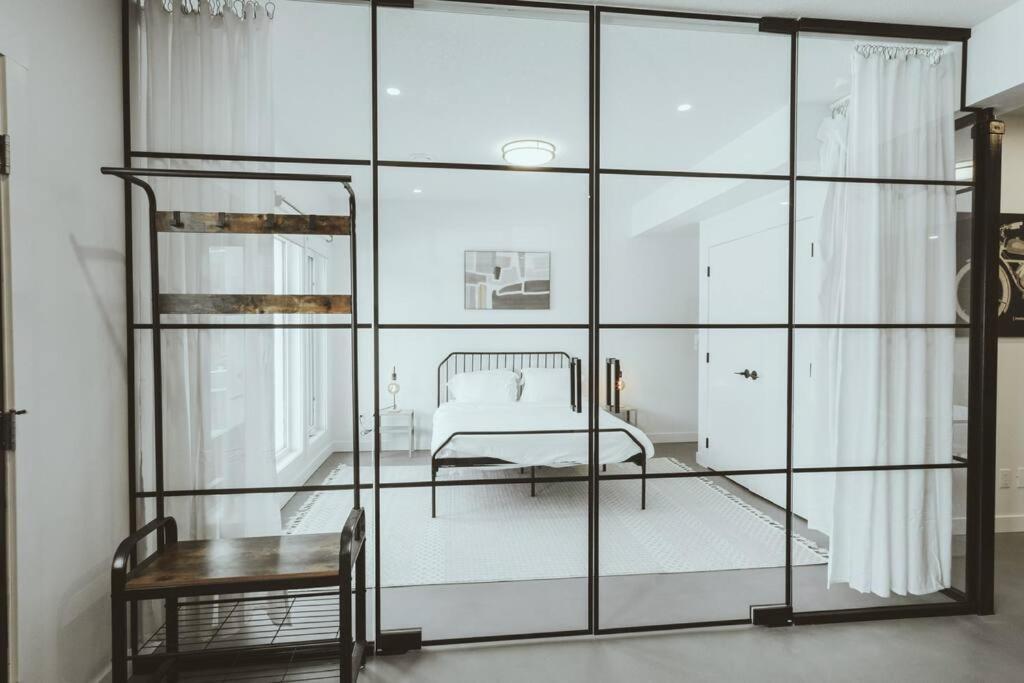 Nyc Loft Inspired •12 Mins To Wem •vintage Arcade *