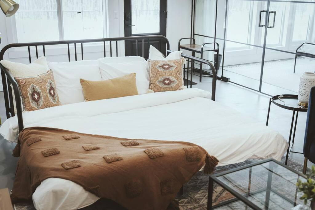 Holiday home Nyc Loft Inspired •12 Mins To Wem •vintage Arcade